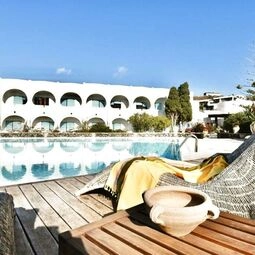 Cossyra Hotel in Pantelleria