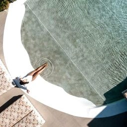 Hotel Cresanto Luxury Suites in Ημεροβίγλι