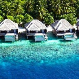 Hotel Dusit Thani Maldives in Kihaadhoo