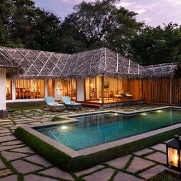 Hotel Evolve Back Kabini in Karapura