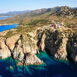 Hotel Faro Capo Spartivento in Domus De Maria