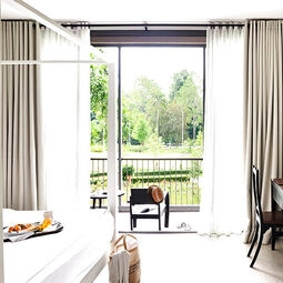 Hotel Flora Creek Chiang Mai in Banpong