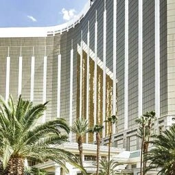 Four Seasons Hotel Las Vegas in Paradise