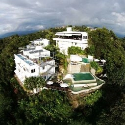 Gaia Hotel & Reserve in Quepos