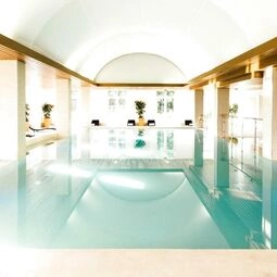 Grand Magic Hotel Marne La Vallée in Magny-le-Hongre