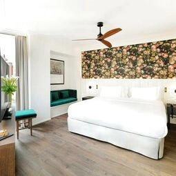 Hotel H10 Casanova in Barcelona