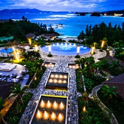 Hotel Halekulani Okinawa in Onna