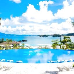 Hotel Halekulani Okinawa in Onna