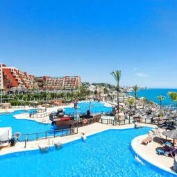 Hotel Holiday World Resort in Benalmádena