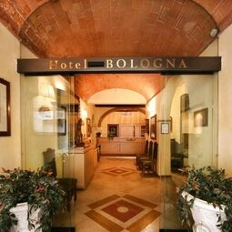 Hotel Bologna in Pisa