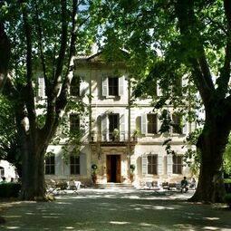 Hotel Château Des Alpilles in Saint-Rémy-de-Provence