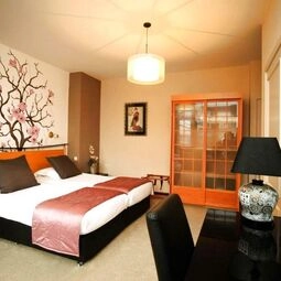 Hotel La Roseraie in Wemmel