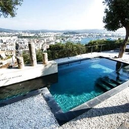 Hotel La Torre del Canonigo - Small Luxury Hotels in Ibiza