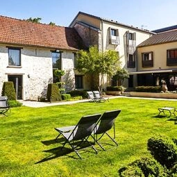 Hôtel Les Herbes Folles in Mauregard