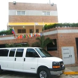 HOTEL MUEVETE POR VARGAS in Catia La Mar