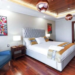 Hotel Vista Quince in Guatemala City