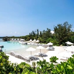 Hotel Hyatt Regency Seragaki Island Okinawa in Onna