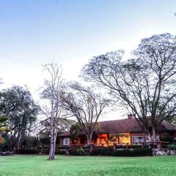 Hotel Jacaranda Lake Elementaita Lodge in Kanyawa
