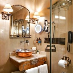 KAMARES Historic Boutique Hotel & Spa in Ioannina