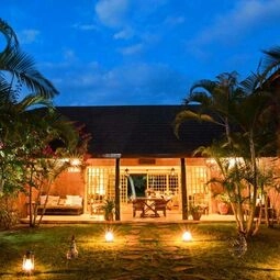 Hotel Kili Villa Kilimanjaro Luxury Retreat in Maroroni
