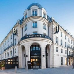 Hotel L'Elysée Val d'Europe in Serris