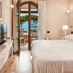 La Villa Del Re - Adults Only - Small Luxury Hotels of the World in Olia Speciosa