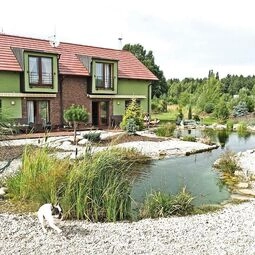 Hotel Lake View Apartments near Golf Resort Kunětická Hora, Dříteč