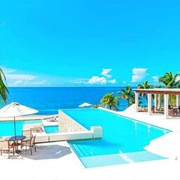 Las Verandas Hotel & Villas in French Harbour