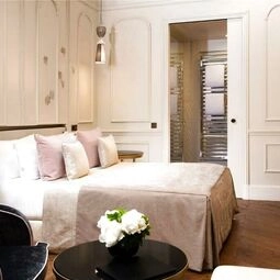 Hotel Le Narcisse Blanc in Paris