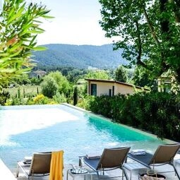 Les Lodges Sainte-Victoire Hotel & Spa in Le Tholonet