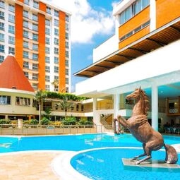 Mövenpick Hotel & Residences Nairobi