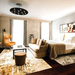 Hotel MYTHIC SANA Downtown Suites in Lisbon