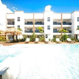 Hotel Naboo Resort & Dive Center - Adults Only in West Bay