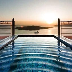 Hotel Nefeles Luxury Suites in Thira Municipal Unit