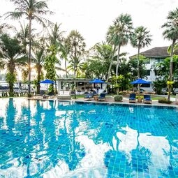 Hotel NH Boat Lagoon Phuket Resort in Tambon Ko Kaeo