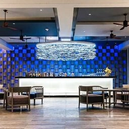 Hotel Oceanfront Beach Resort - SHA Extra Plus in Patong