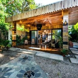 Hotel Ocho Artisan Bungalows in Tamarindo