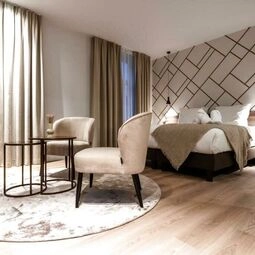 ONE TWO FOUR - Hotel & Spa in Ghent