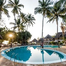 Hotel Paradise Beach Resort & Spa in Uroa