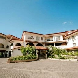 Hotel Parador Nature Resort and Spa in Quepos