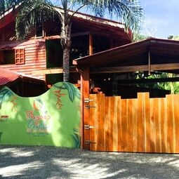 Hotel Physis Caribbean Bed & Breakfast in Cahuita