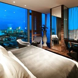Hotel ROMEO Napoli in Naples