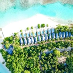 Hotel Royal Island Resort at Baa Atoll Biosphere Reserve in Maalhos