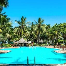 Hotel Serena Beach Resort & Spa in Shanzu ward