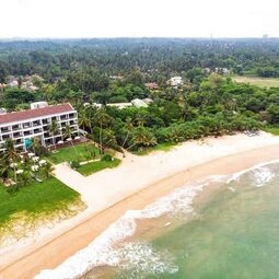 Hotel Shinagawa Beach in Balapitiya