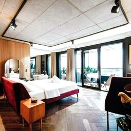 Hotel SKY21 LUX Stay with Pool, Gym, Spa & City Views in Luxembourg