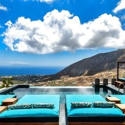 Hotel Skyfall Suites - Adults Only in Thira (Santorini)