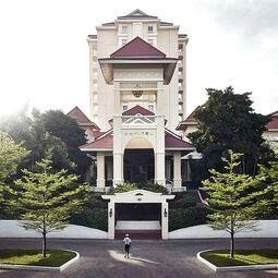 Hotel Sofitel Phnom Penh Phokeethra in Khan Chamkar Mon