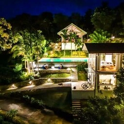 Hotel Tea Heights and Spa in Liyangahawela