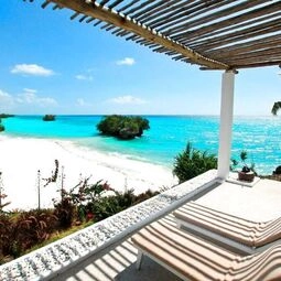 Hotel The Aiyana Resort & Spa